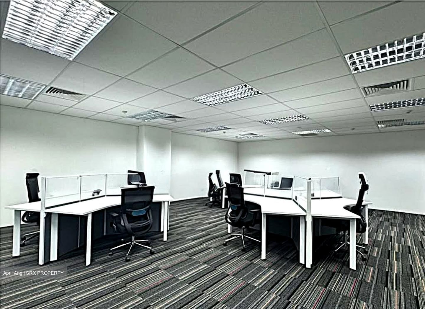 Altez (D2), Office #568690861